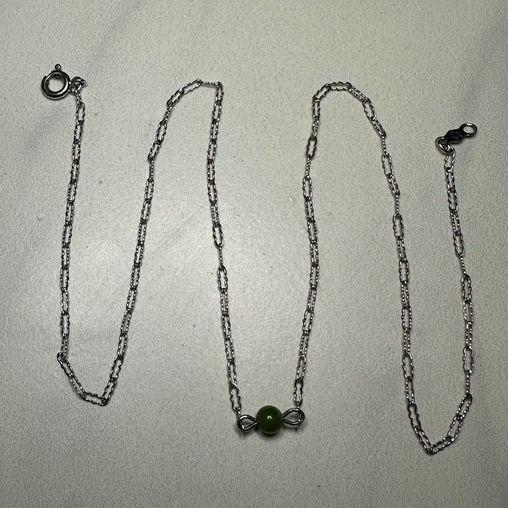 Sterling Silver Chain Necklace Green Jade Stone Bead Clasp Closure‎ 15.5 Inch